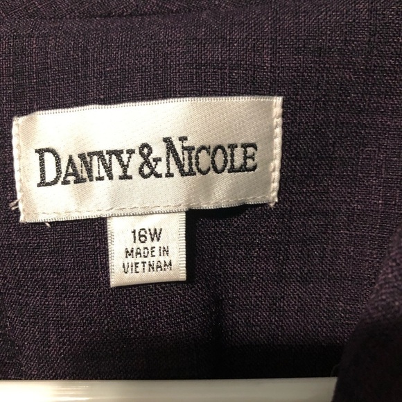 Danny & Nicole purple blazer size 16W embroidered, button up, vintage, purple - Picture 8 of 11